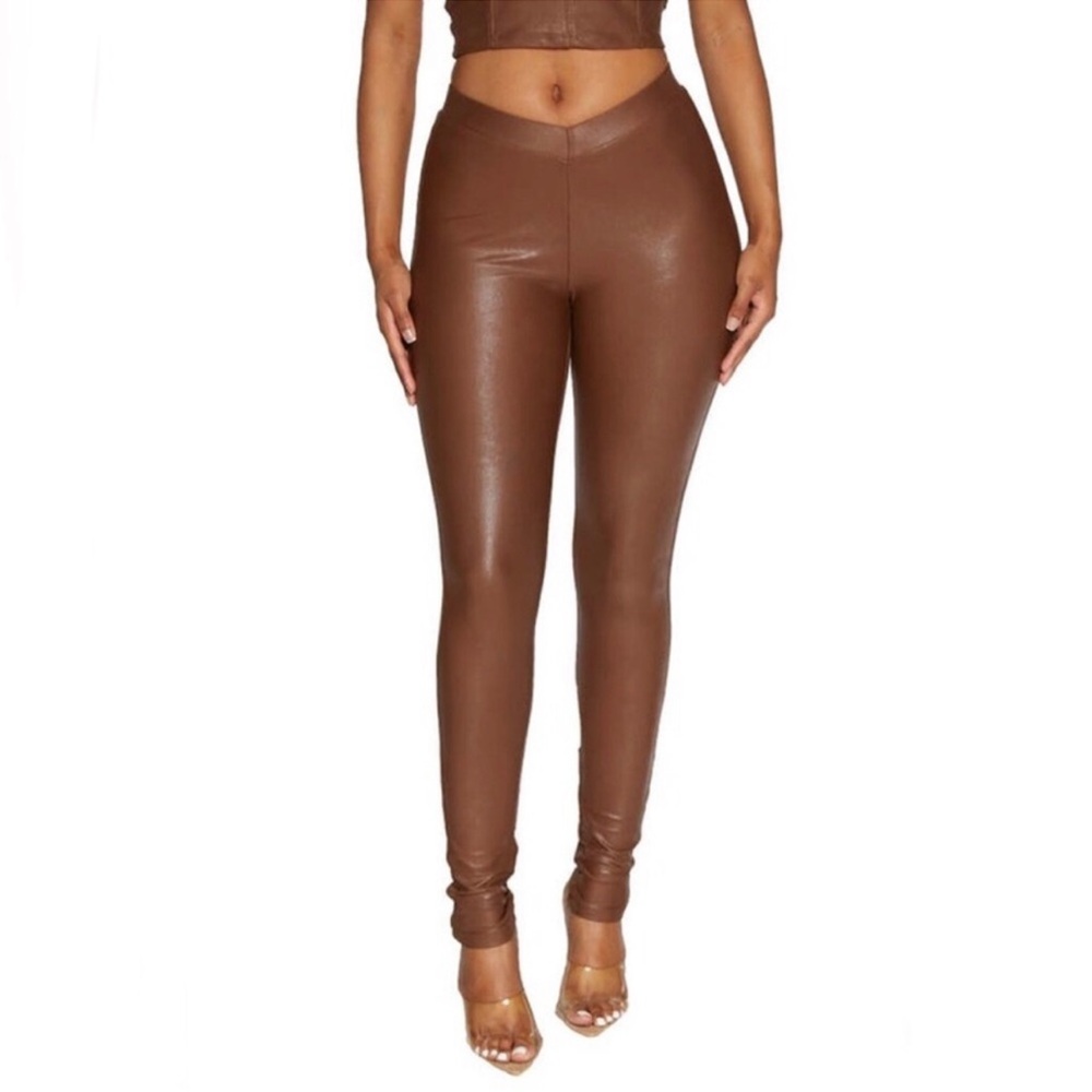 Naked Wardrobe very drippin Legging size Medium